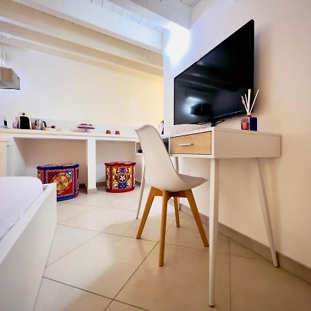 Rooms 153 Principe Umberto Noto Buitenkant foto