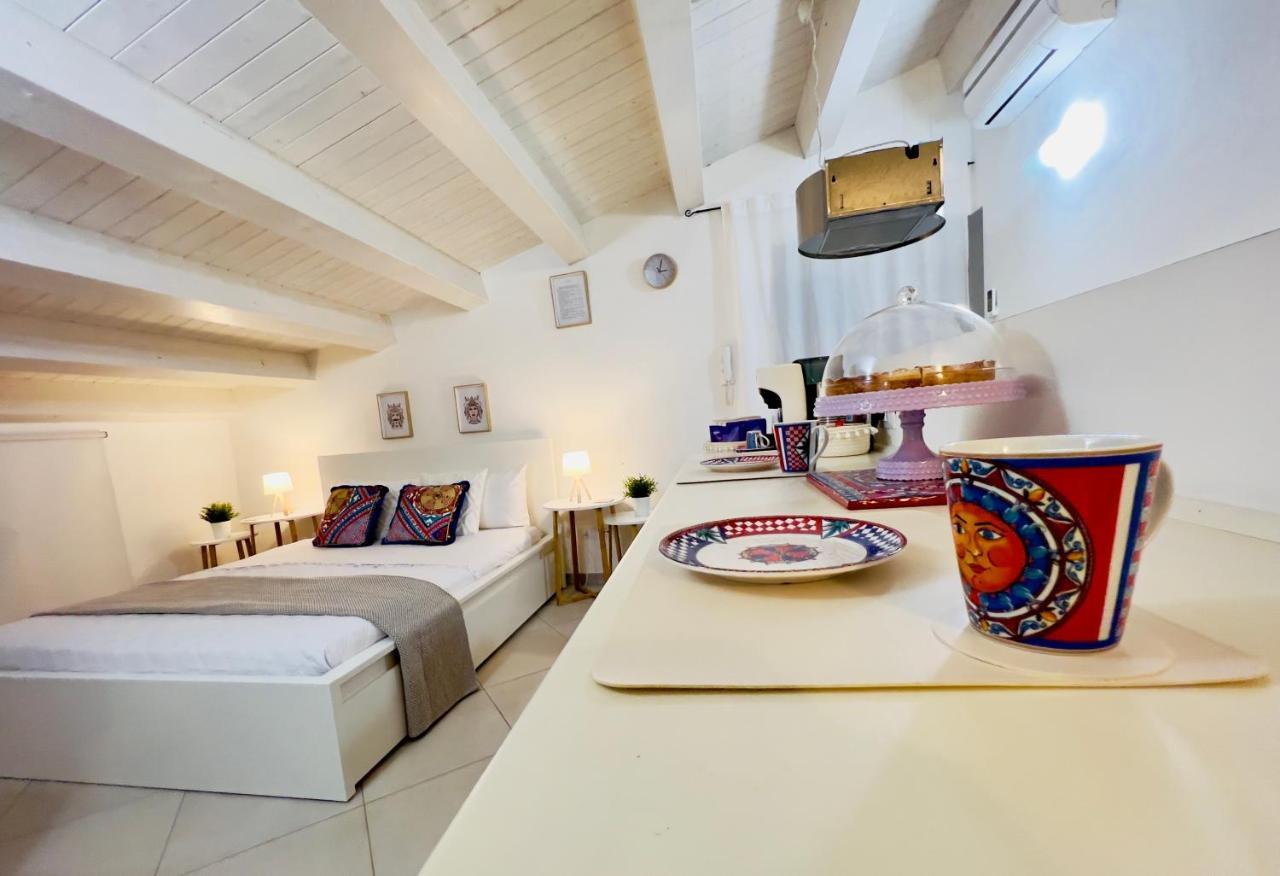 Rooms 153 Principe Umberto Noto Buitenkant foto